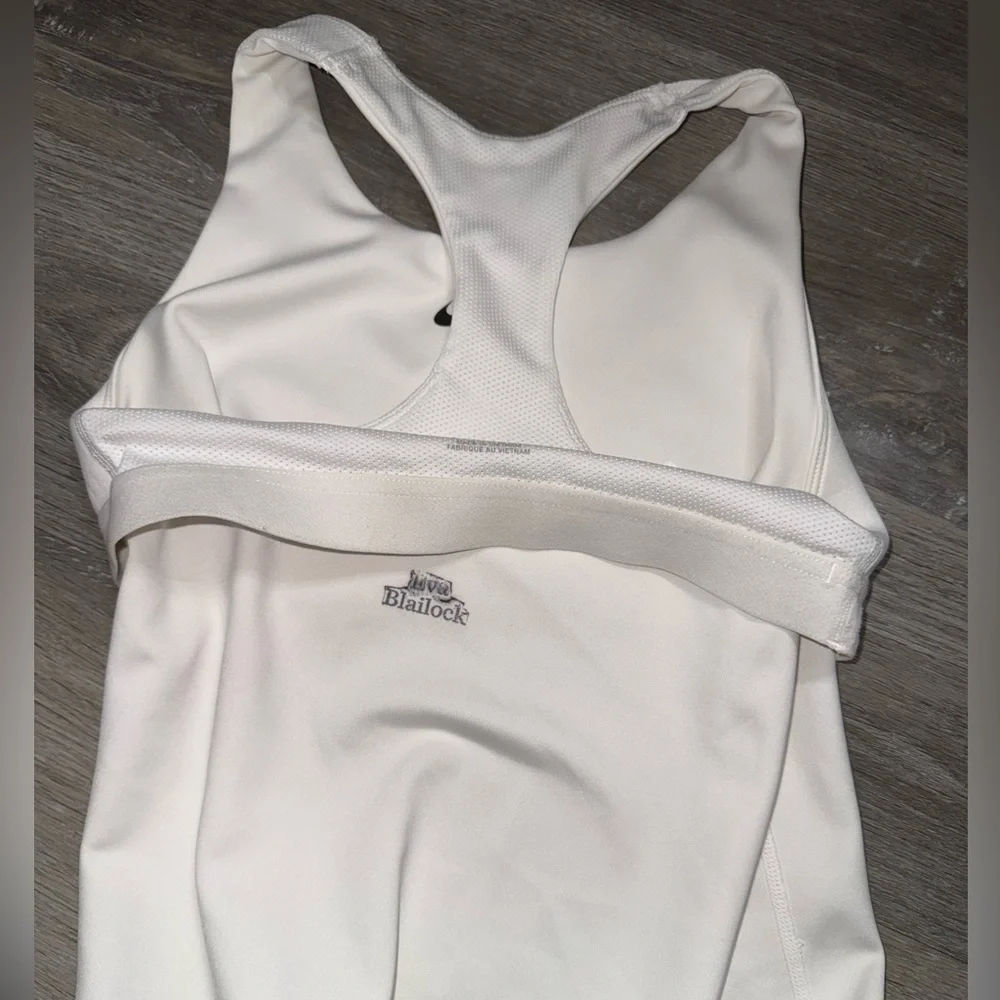 Nike set pants & tank size M/L for girls 👧